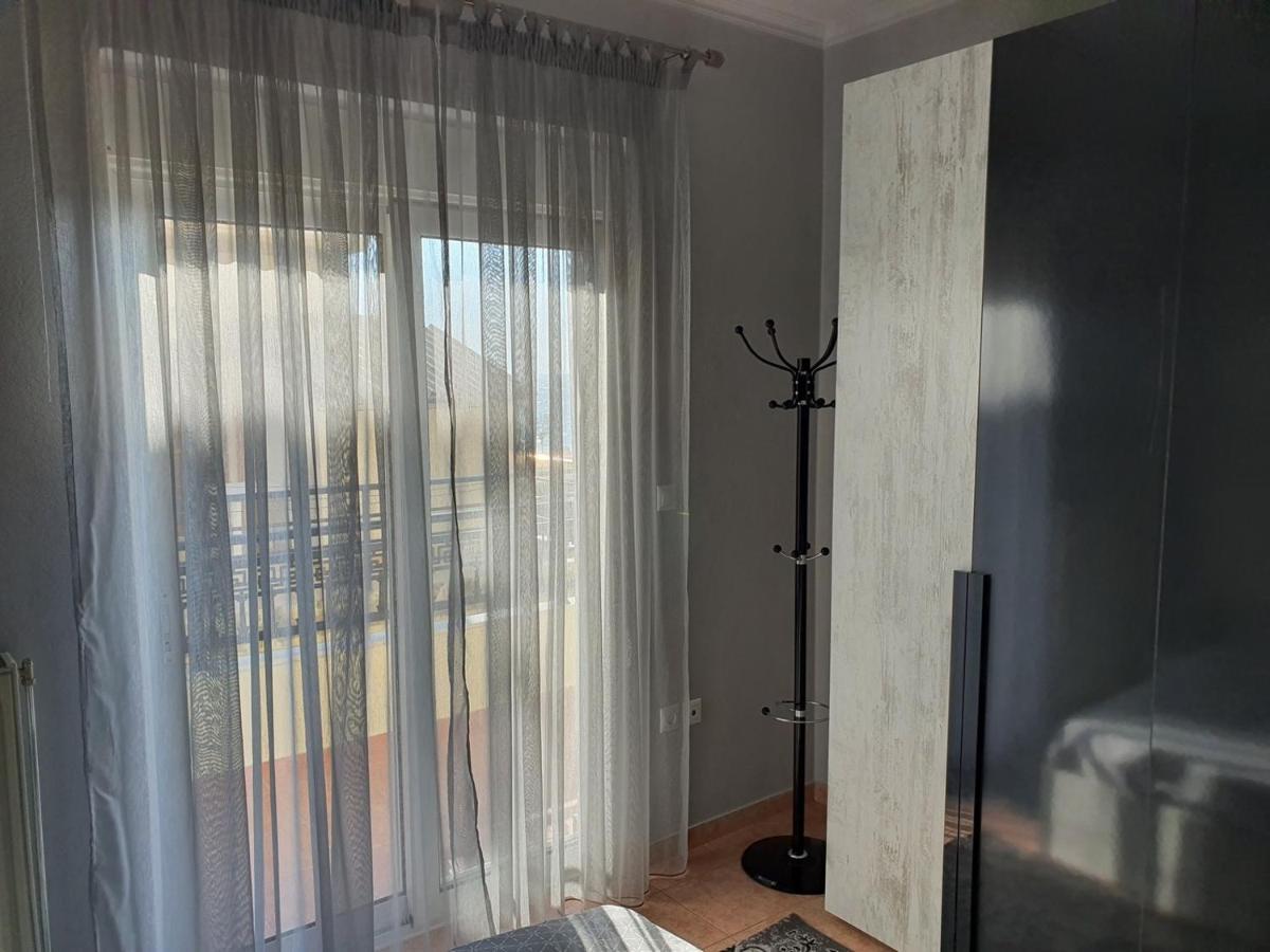 Theos Apartment Alexandroúpoli Extérieur photo