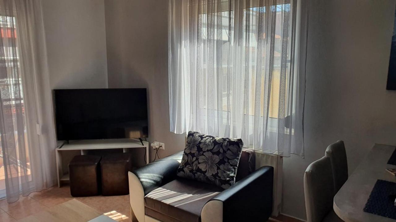 Theos Apartment Alexandroúpoli Extérieur photo